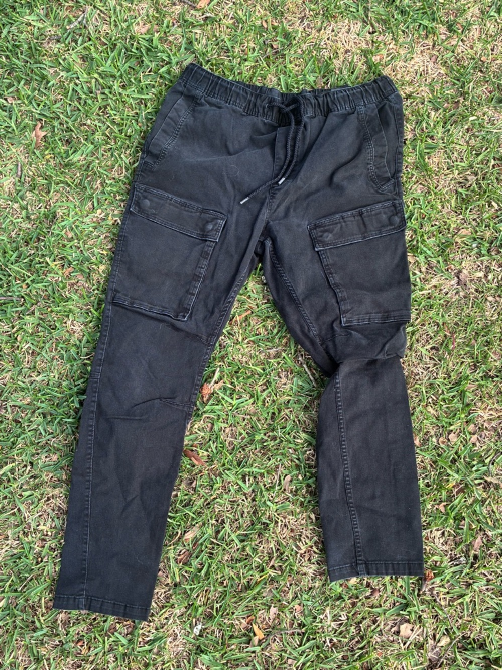 H&M Black Men's Cargo Pants with Drawstring Waist